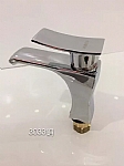 3033